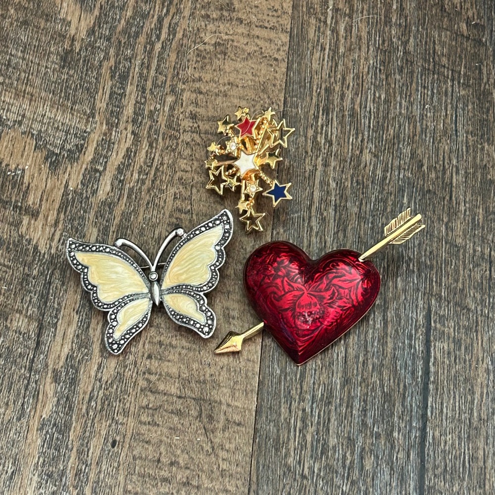 Vintage Avon Brooch Lot 3pc Red Enamel Heart Arrow Butterfly Starburst Pins Set